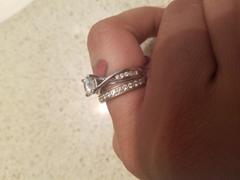 Kobelli Forever One (DF) Moissanite og Diamond Twist Engagement Ring 1 1/5 CTW i 14k hvidguld anmeldelse