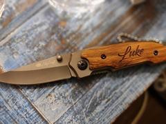 LilyCraft Pocket Knife gift set with wooden gift case. Personalised Laser Engraved wooden handle folding knife. Groomsman pocket knife. Review