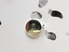 Deja Marc Jewellery The Classic Fingerprint Pendant Review