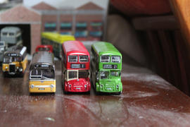 Oxford Diecast Oxford Diecast East Midland Motor Services Saro Bus Review