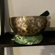 Yuna Handicrafts Nepal Full Moon Meditation Singing Bowl Review