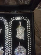 The GUU Shop GUU Iced Giant Jesus Pendant Review