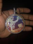 The GUU Shop LARGE 3D CIRCLE CUSTOM PICTURE PENDANT Review