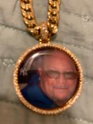 The GUU Shop MEDIUM 3D CIRCLE CUSTOM PICTURE PENDANT Review