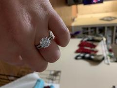 Tiger Gems 3.25 ctw Art Deco Round Accented Solitaire Set Review