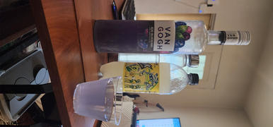 Wine Chateau Van Gogh Vodka Acai-Blueberry Review