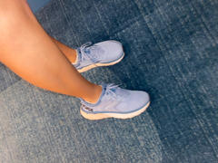 Footwear etc. Women's Hoka One One Arahi 5 Blue Fog/Provincial Blue Mesh Review