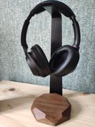 Oakywood 2 in 1 Headphone Stand with Wireless Charger Review