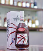 Liquor Stars Hennessy V.S.O.P Privilège Spirit of the NBA Collector's Edition 2021 Review