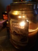 Kringle Candle Company Cozy Cabin Country Candle Review