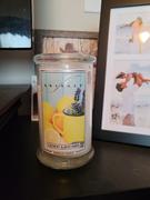 Kringle Candle Company Lemon Lavender | DayLight Review