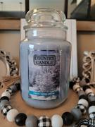 Kringle Candle Company Fresh Aspen Snow | Paraffin Candle Review