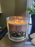 Kringle Candle Company Juniper & Laurel | Soy Candle Review