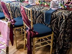 Urquid Linen Skyfall Sequins Table Linen in Black and Gold Review