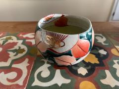 MUSUBI KILN Kokuzou Kiln Glaze Camellia Kutani Japanese Teacup Review