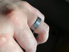 KAVALRI Bevelled Edge Tantalum Wedding Ring (AS) Review