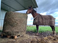 Aussie Grazers Deluxe Knotless 5x4 Round Bale Hay Net Review