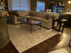 eCowhides CHEVRON Cowhide Rug Review