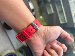 The Sydney Strap Co. FKM RUBBER QUICK RELEASE - RED Review