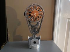 Clock9nine Ford 351 Timing Chain Clock, Motorized, Rotating. Review