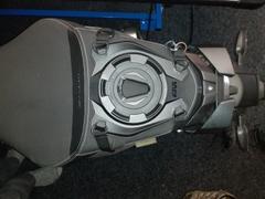 Moto1 Givi S430 Seatlock base Review