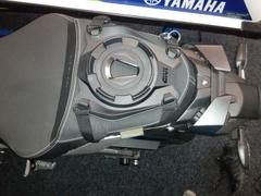 Moto1 Givi S430 Seatlock base Review