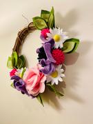 The Crafty Kit Company Treat Box - Summer Flowers Felt Wreath Review