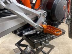 Perunmoto.EU KTM 690 Enduro / Husqvarna 701 Rear Brake Cylinder Protection Review