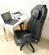 OSIM Europe uThrone Gaming Massage Chair Review