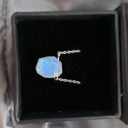 Gemalion Raw Moonstone Crystal Necklace Review
