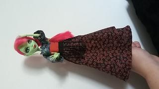 Pixie Faire Bohemian Beauty Maxi Dress and Floppy Hat Pattern for Monster High Dolls Review