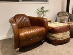 Online8 Armchair Mustang-Aged Italian Leather Review