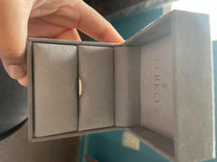 Ferkos Fine Jewelry 14K Gold Single Row Pave Diamond Ring Review