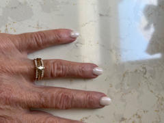 Ferkos Fine Jewelry 14K Gold 11 Stone Petite Diamond Wedding Band Review