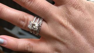 Ferkos Fine Jewelry 14K Gold Slanted Baguette and Round Diamond Ring Review