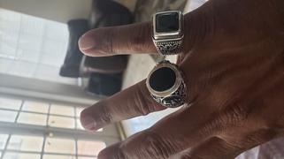 VY Jewelry Onyx Signet Review