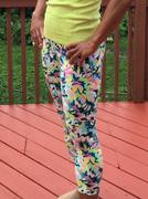 SweetLegs Clothing Inc She Blooms Crops Review