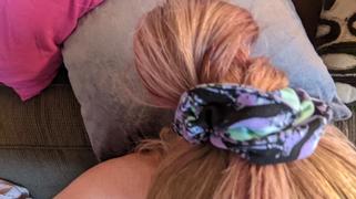 SweetLegs Canada Mint Condition Scrunchie Review