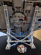 Your World of Building Blocks YOURBRICKS 30002 Efferman's Vertical Stand for Millennium Falcon 75192 MOC 10219 Review