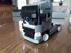 Your World of Building Blocks MOC 67031 Mini Volvo Truck Review