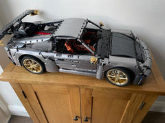Your World of Building Blocks TGL T5037 1:6 Porsche 911 Review