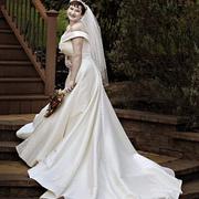 Dareth Colburn 2 Layer Simple Pearl Edge Bridal Veil Review