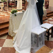 Dareth Colburn Mariah Pearl & Crystal Cathedral Veil Review