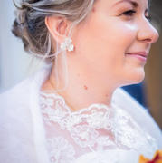 Dareth Colburn Kacie Floral Bridal Studs Review