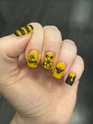 Maniology CYO Design Contest 2019: Bees (m093) - Nail Stamping Plate Review