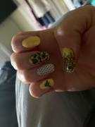 Maniology CYO Design Contest: Bees (m093) - Nail Stamping Plate Review