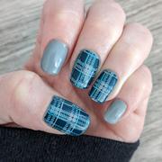 Maniology Plaid Perfection (m267) - Nail Stamping Plate Review