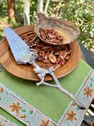 Vagabond House Acorn & Oak Leaf Handle Pie Server Review