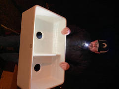 The Sink Boutique Latoscana 33 Fireclay Farmhouse Sink, 60/40 Double Bowl, White, LTD3319W Review