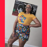 D'IYANU Kulindo African Print Graphic T-shirt (Gold/Rainbow Tribal) Review